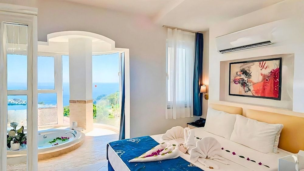 Azure Palm Resort 1