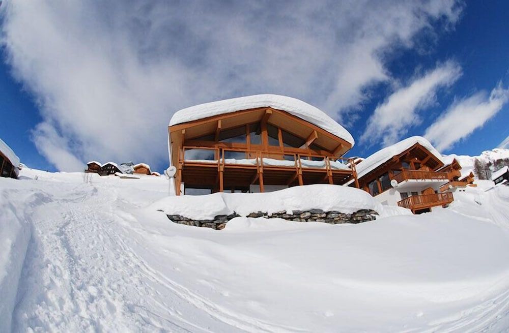 Swiss Chalet 1