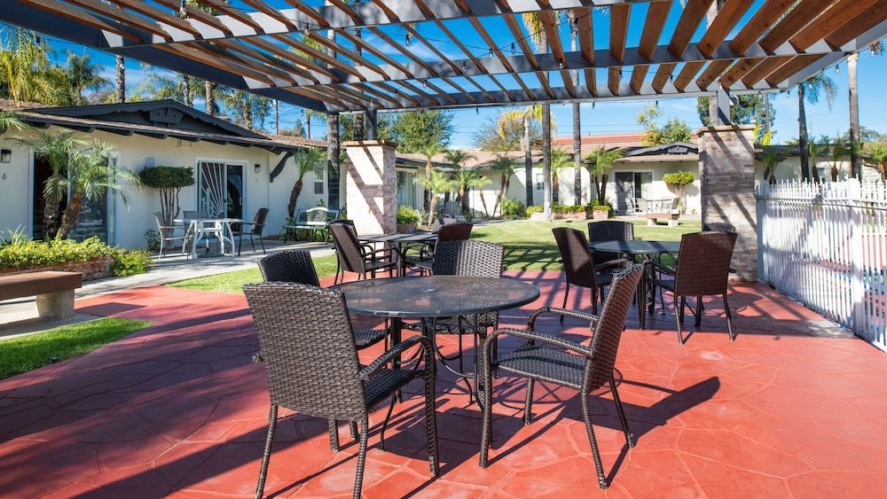 Fallbrook Country Inn 1