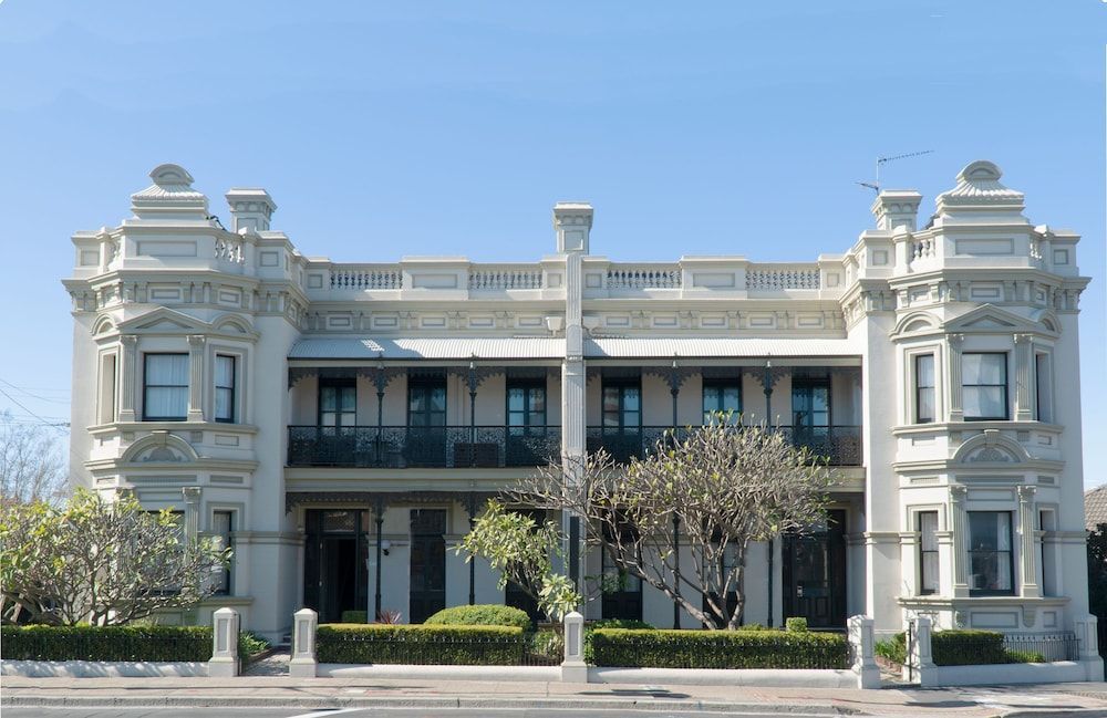 The Lurline Randwick 1