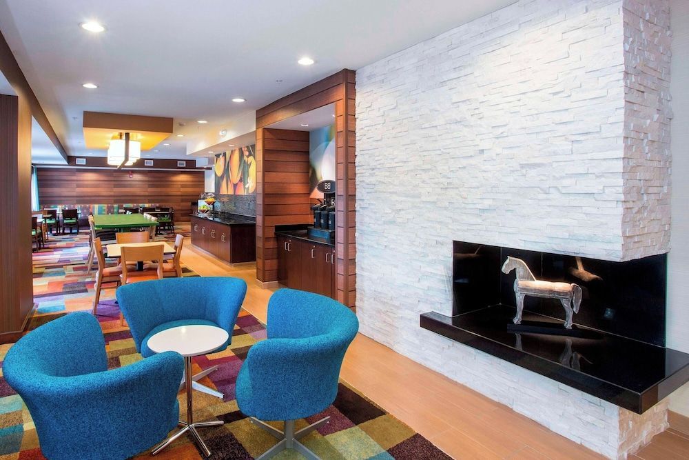 Fairfield Inn & Suites by Marriott Dayton South 2