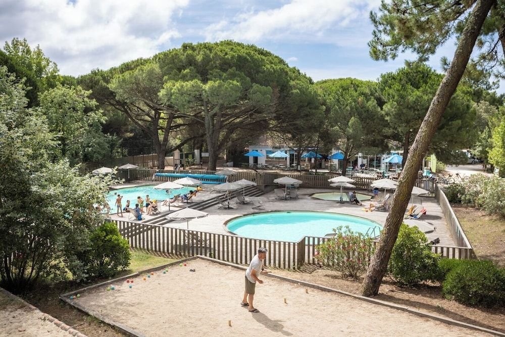 Huttopia Chardons bleus Ile de Re 1
