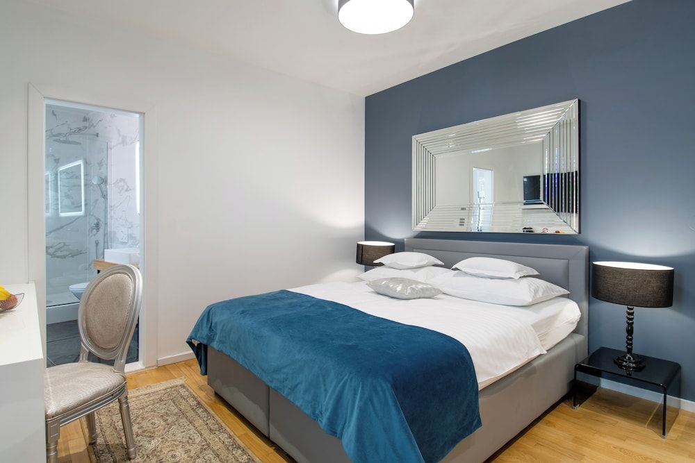 Luxury rooms Paula - in the old town 1