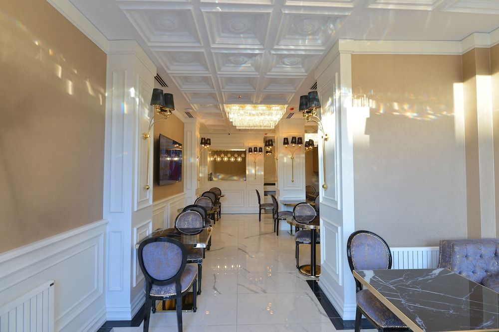 Santra Hotel 2