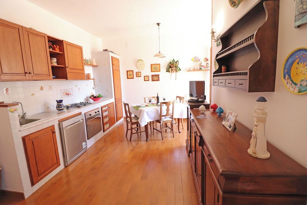 Casa Patrizia Style, Comfort and Beach at 100 Meters in Punta Area, Otranto 1