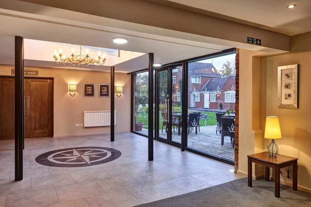 Kings Court Hotel Alcester, BW Signature Collection 2