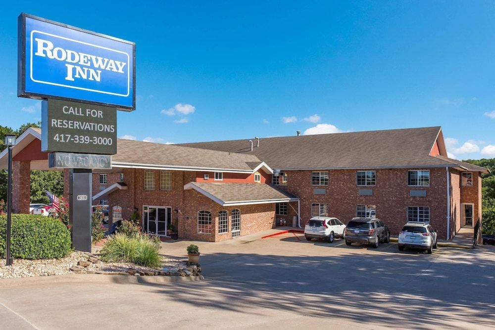 Rodeway Inn Branson, Brick House 1