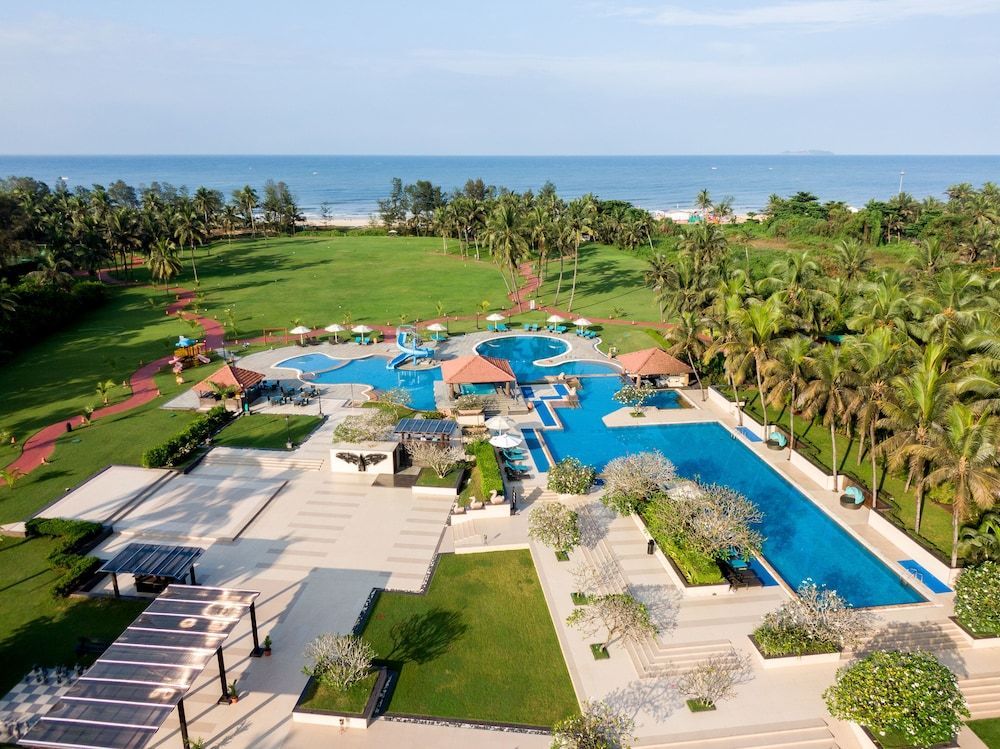 Kenilworth Resort & Spa, Goa 1