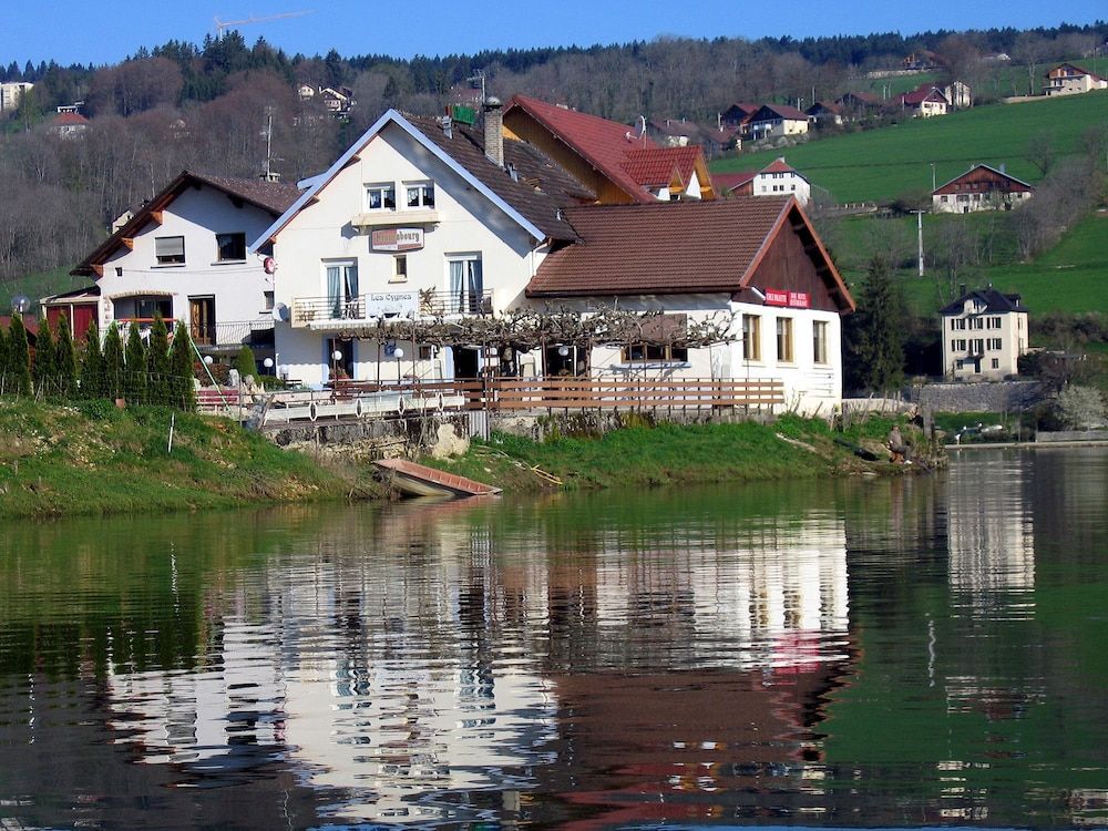 Hotel Restaurant Les Cygnes 1