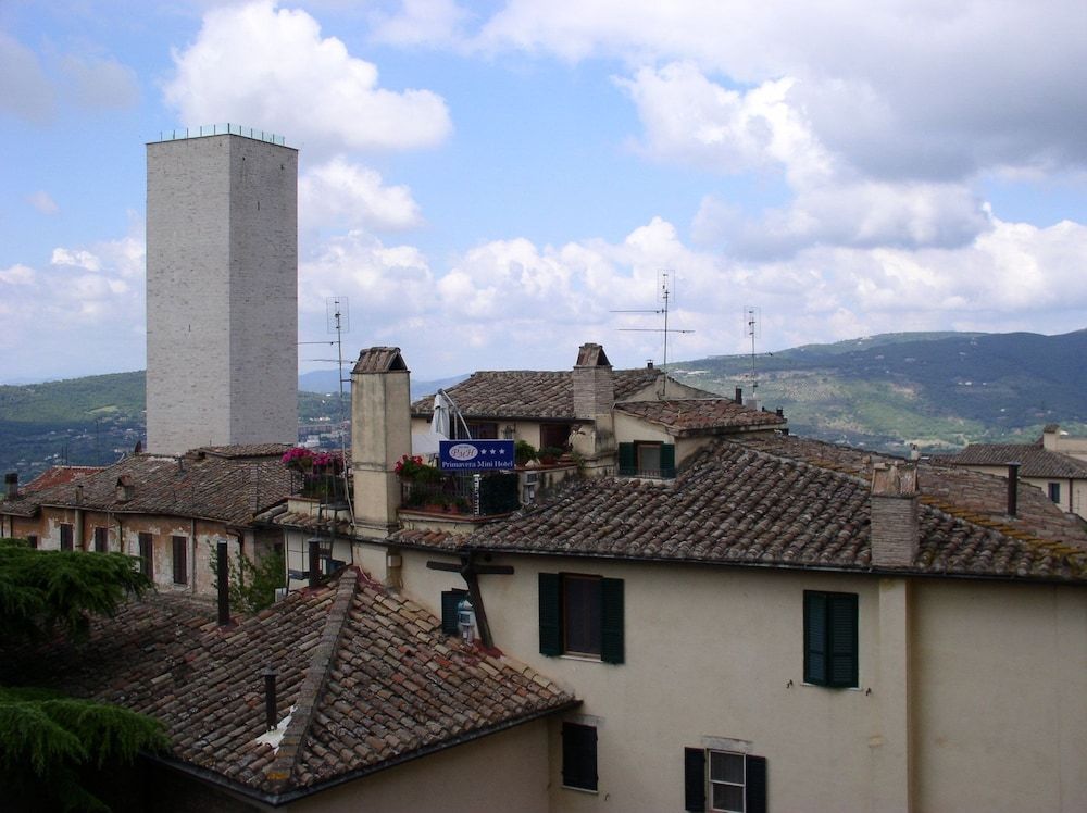 Primavera Mini Hotel 1