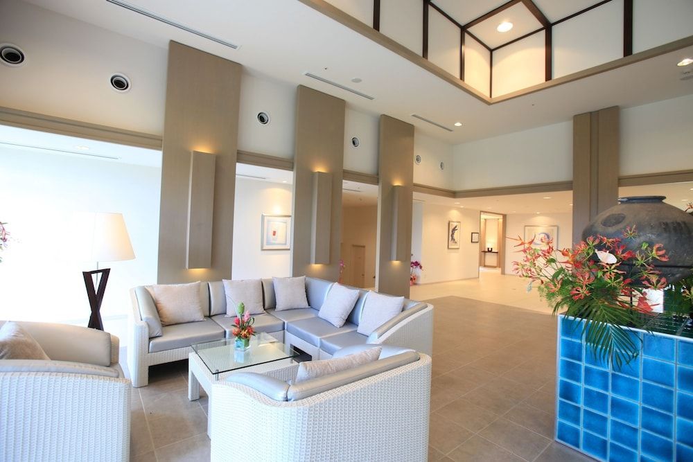 Hotel Breezebay Marina 2