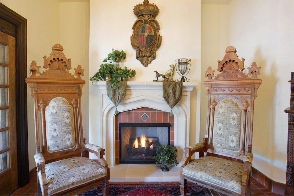 Best Western Premier Mariemont Inn 2