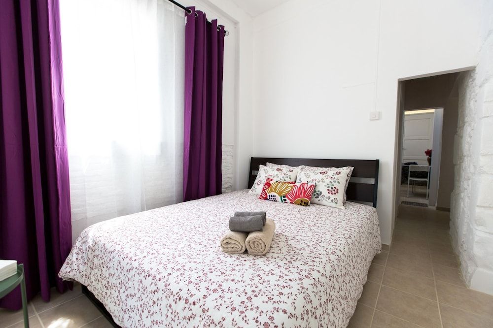 Aladdin's Hostel 2