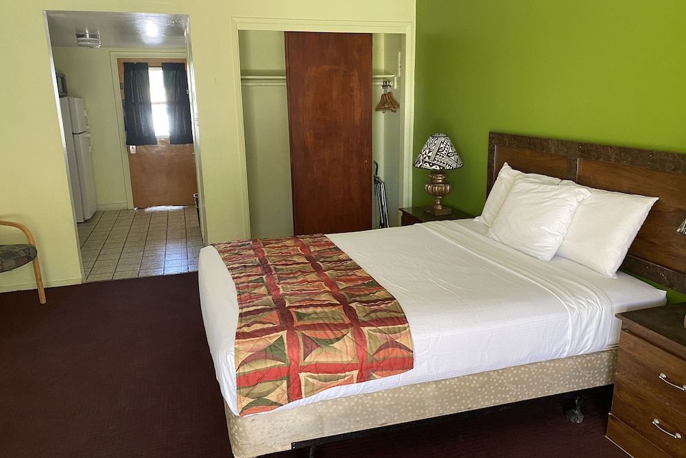 OYO Hotel Yuma AZ Desert Grove 1