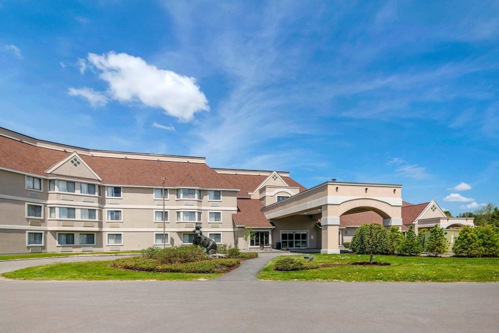 Black Bear Inn, an Ascend Collection Hotel 1