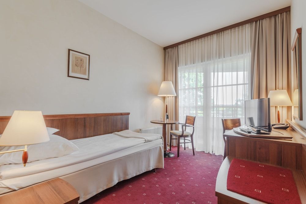 Hotel Edison Poznań Lotnisko Ławica 2