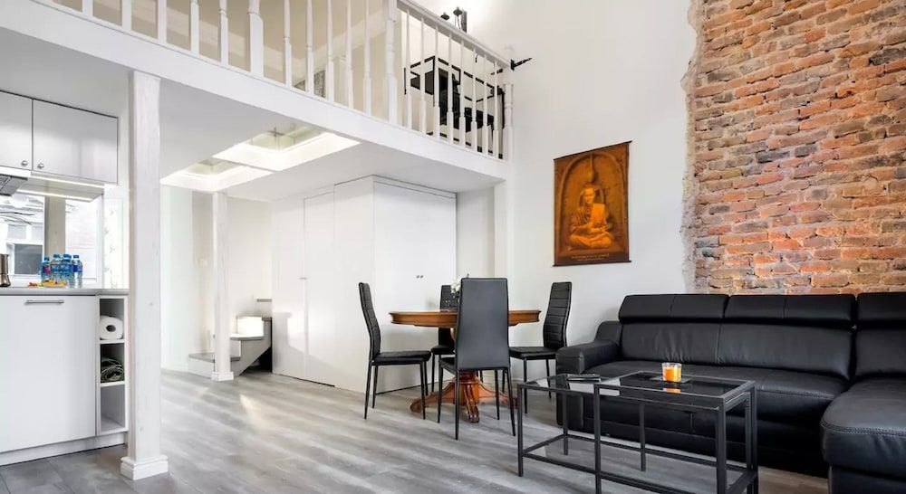 Zwierzyniecka Old Town Apartments by Otium 1