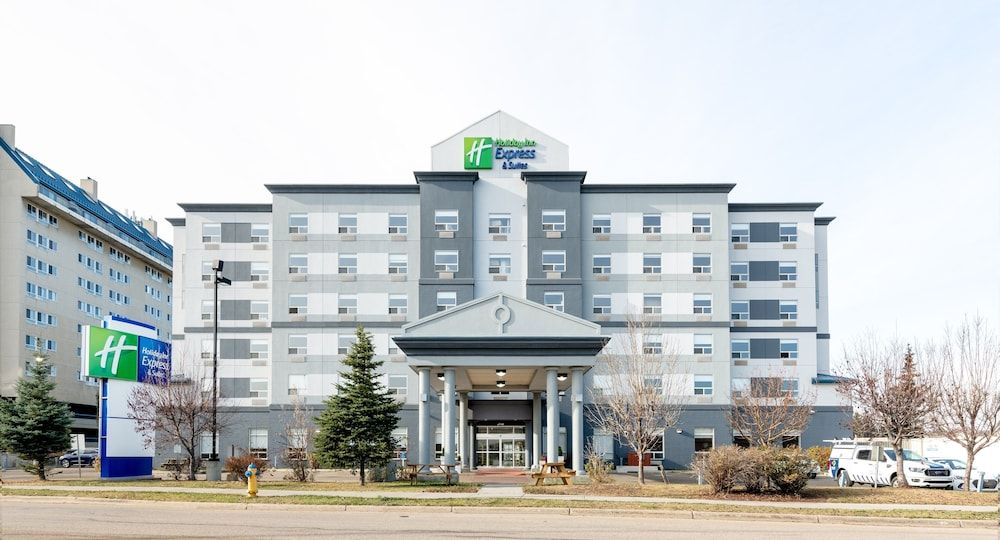 Holiday Inn Express & Suites EDMONTON SOUTH by IHG 1