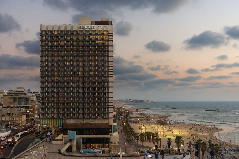 Herods Tel Aviv By The Beach 1