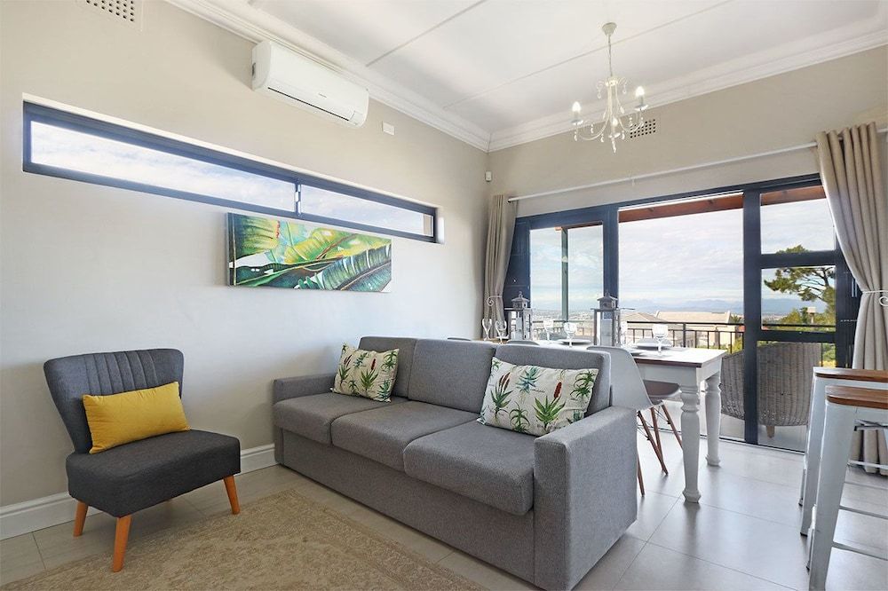 Star Apartments 1