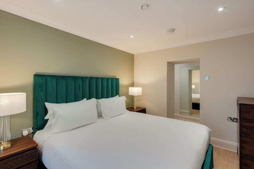 Meridian Place - yourapartment 2