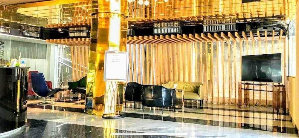Grace Cox Smart Hotel 2