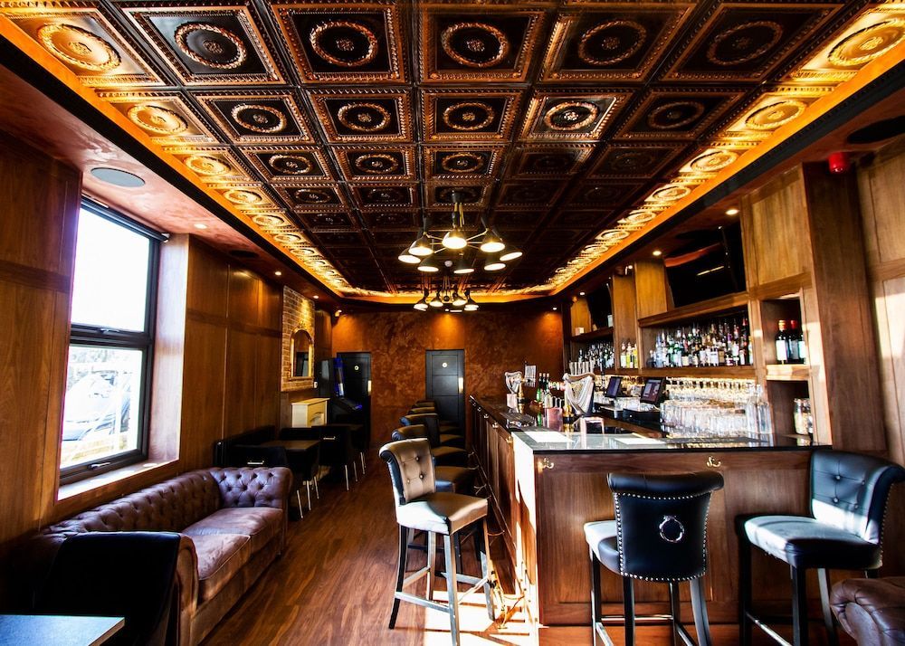 The Hadley Hotel 1