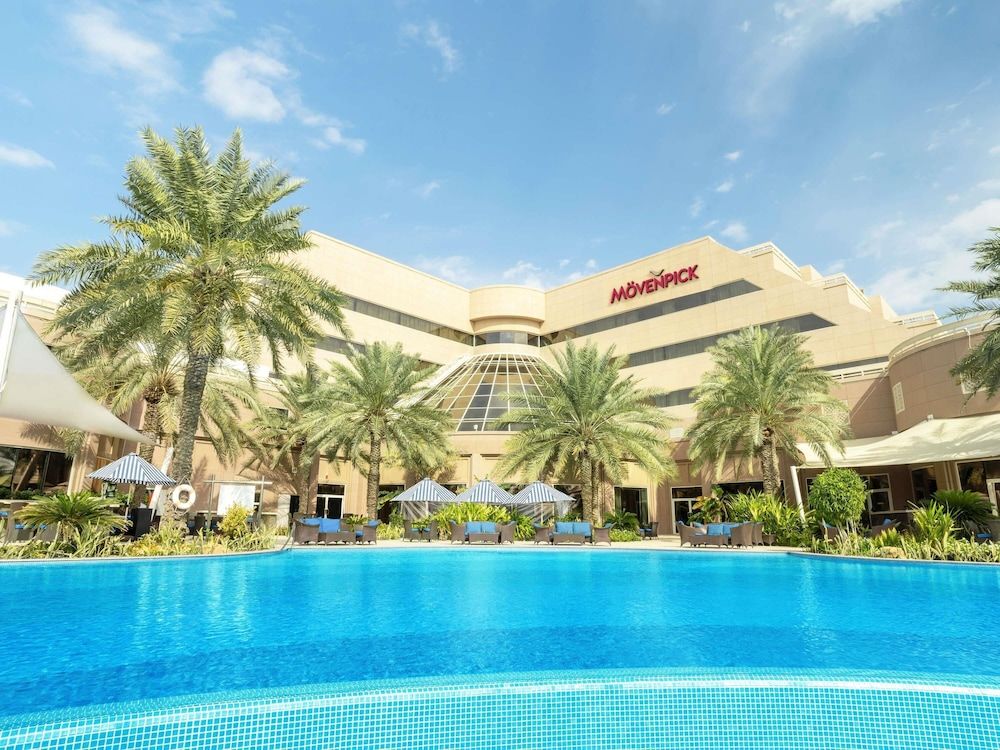 Mövenpick Hotel Bahrain 1