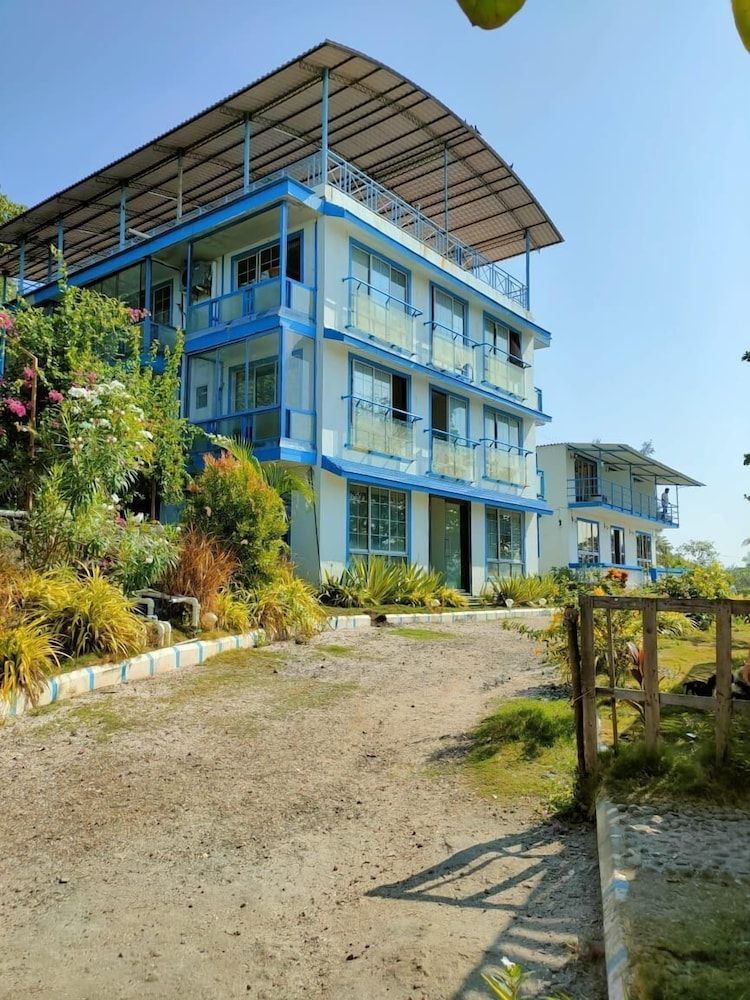 Sea Breeze Beach Resort 1