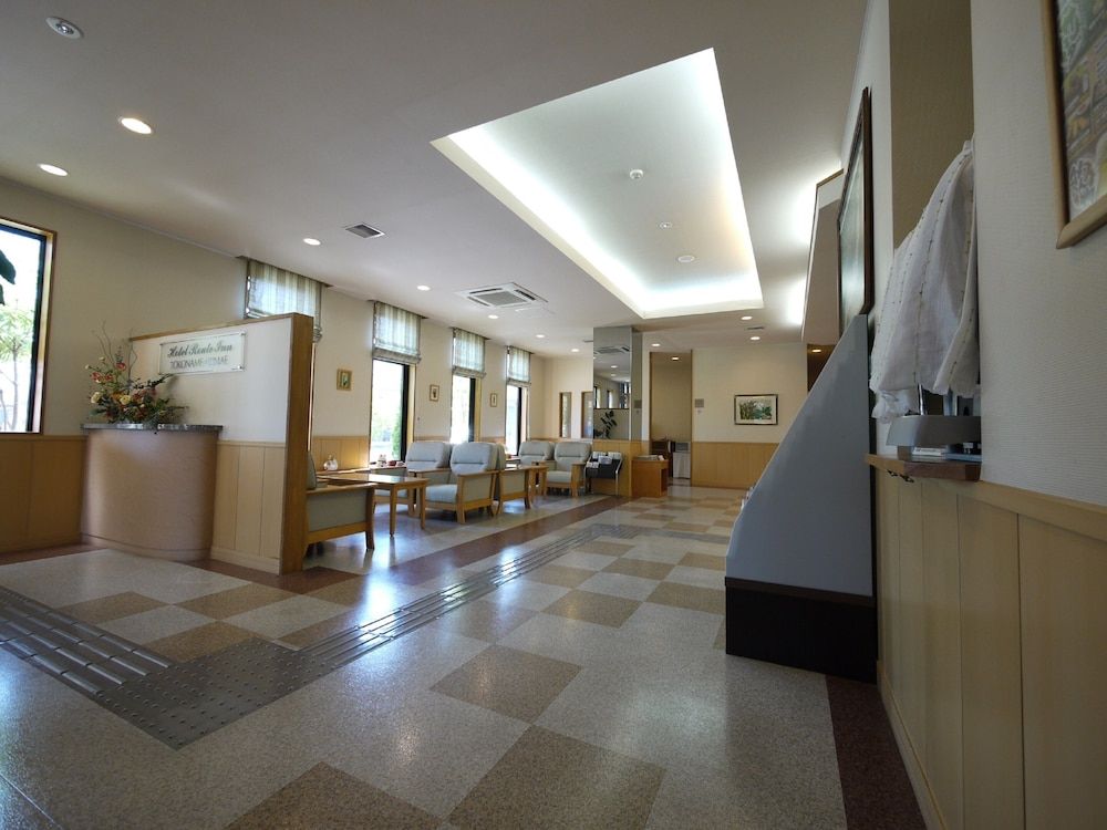 Hotel Route-Inn Tokoname Ekimae 2