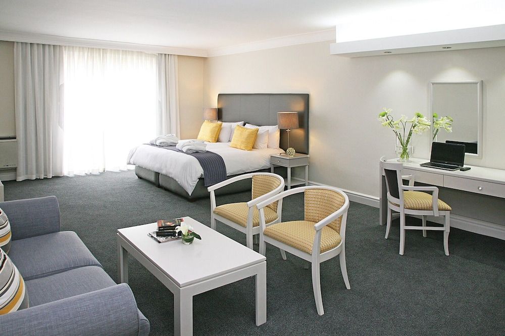 Foreshore Hotel 1