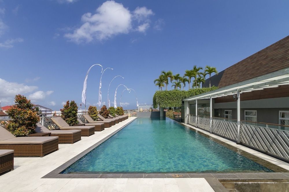 PrimeBiz Hotel Kuta 1