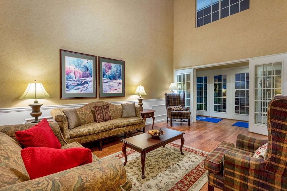 Baymont by Wyndham Easley/Greenville 2