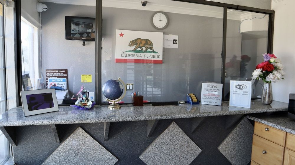 Value Inn Bellflower 1