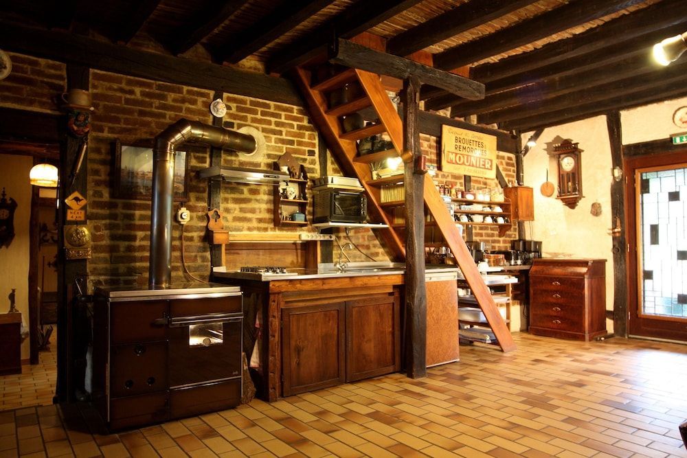 La Maréchalerie 2