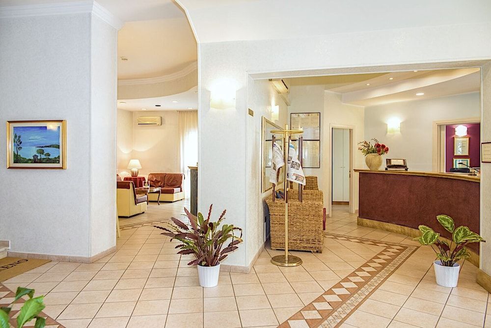 Hotel Tirreno 2