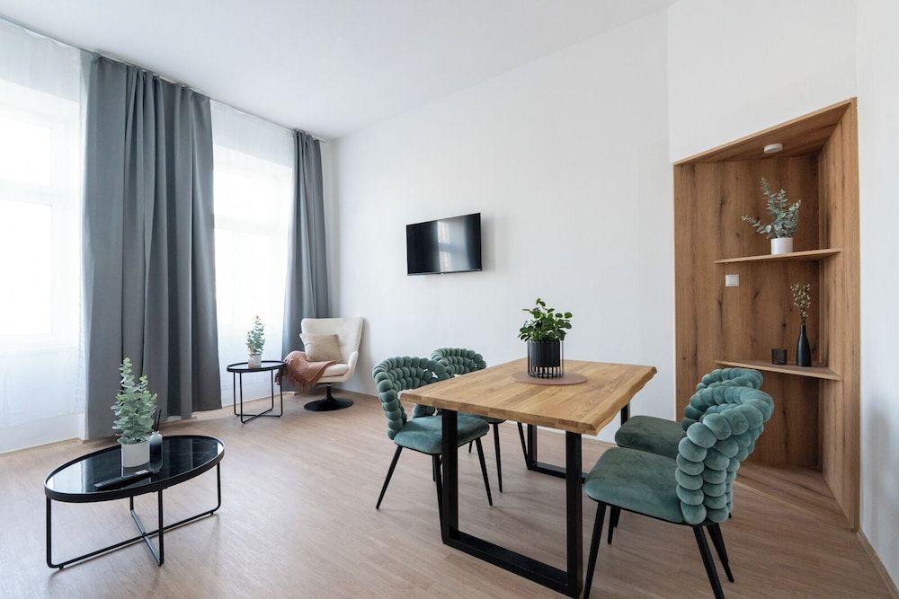 Faraway Homes Studios Klosterneuburg 1