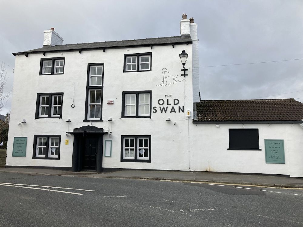 Old Swan 1