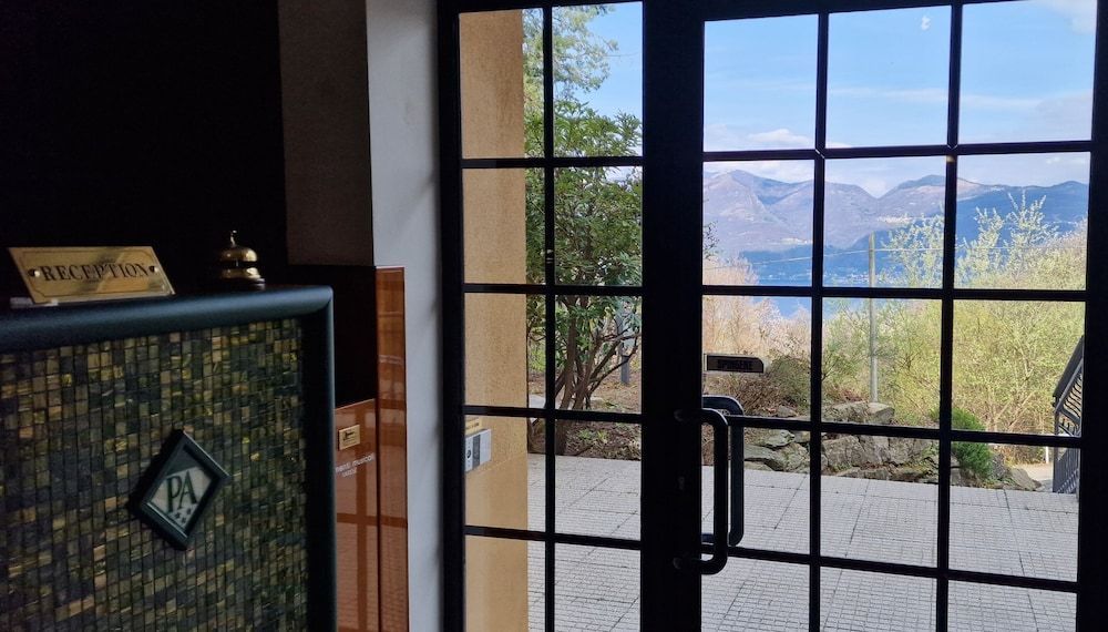 Hotel Montegrino Lakeview 2