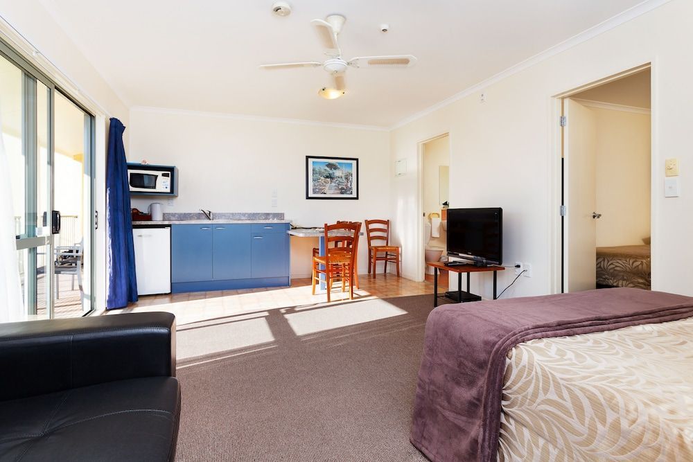 Elliotts Kapiti Coast Motor Lodge 1