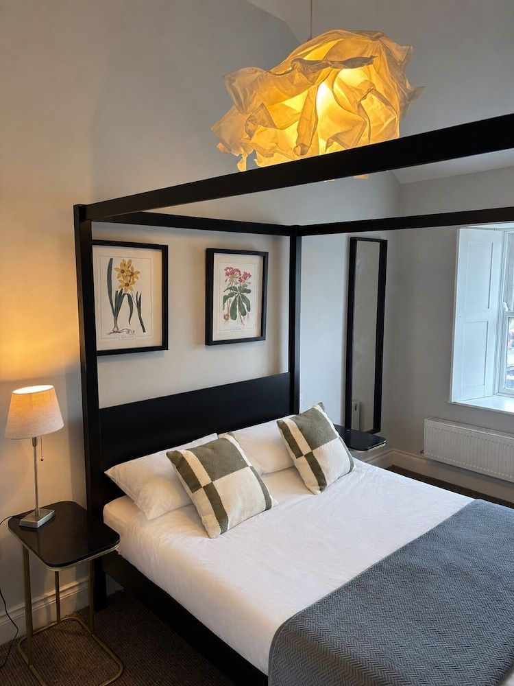 St Helen's Street Town House 2