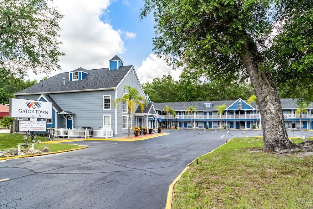Gator Town Inn 1