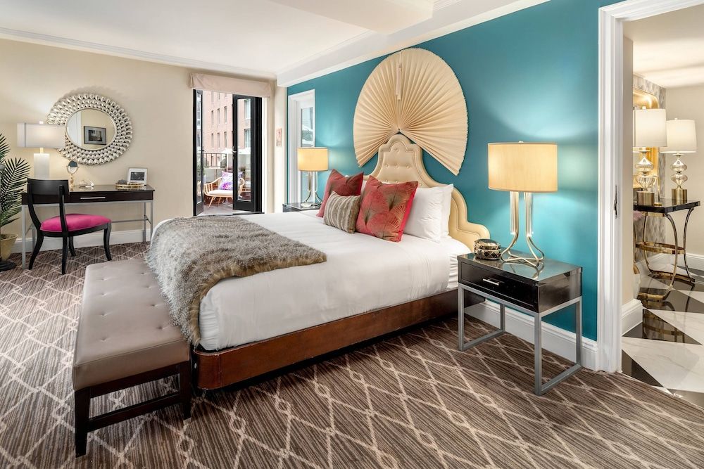 The Lexington Hotel, Autograph Collection 1