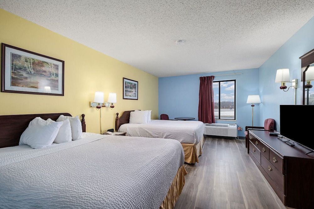 Days Inn by Wyndham Battlefield Rd/Hwy 65 1