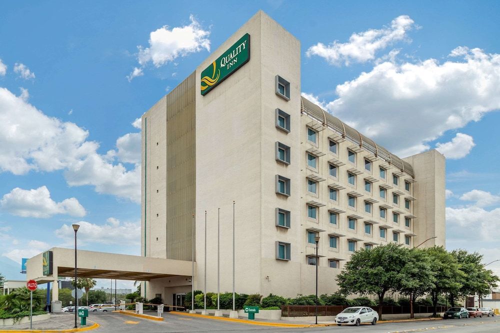 Quality Inn Monterrey La Fe 1
