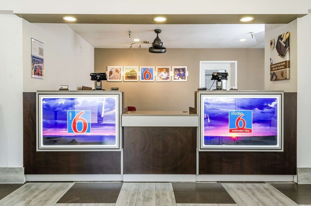 Studio 6-Fresno, CA - Extended Stay 2