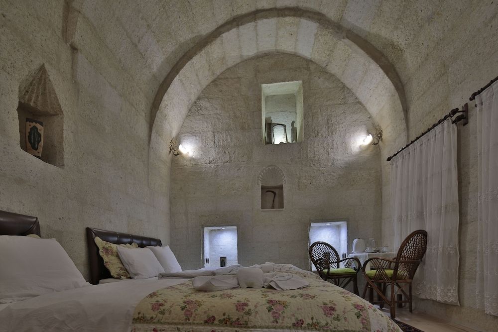 View Cave Hotel 2