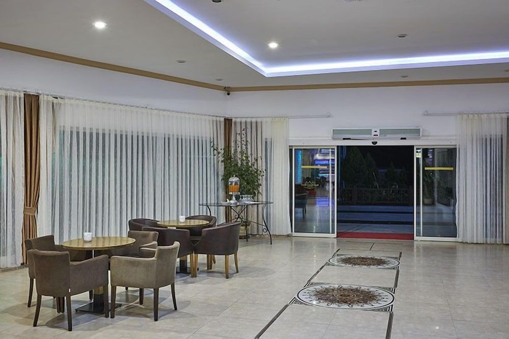 Royal Towers Resort 1