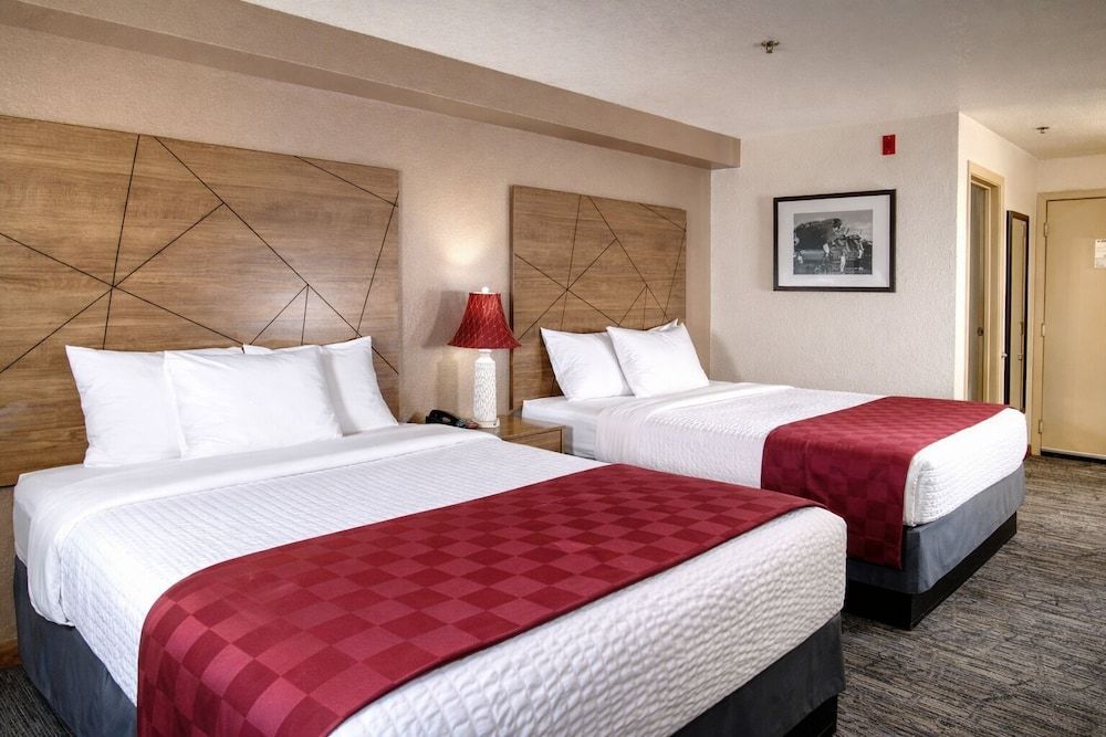 Americas Best Value Inn Lynnwood 1