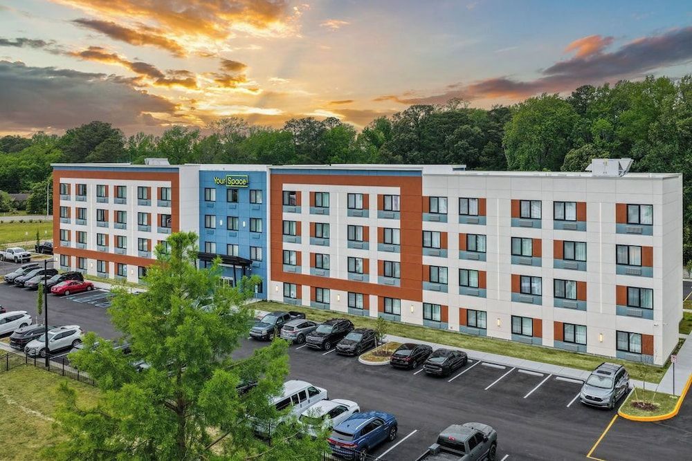 YourSpace Hotels Chesapeake 1